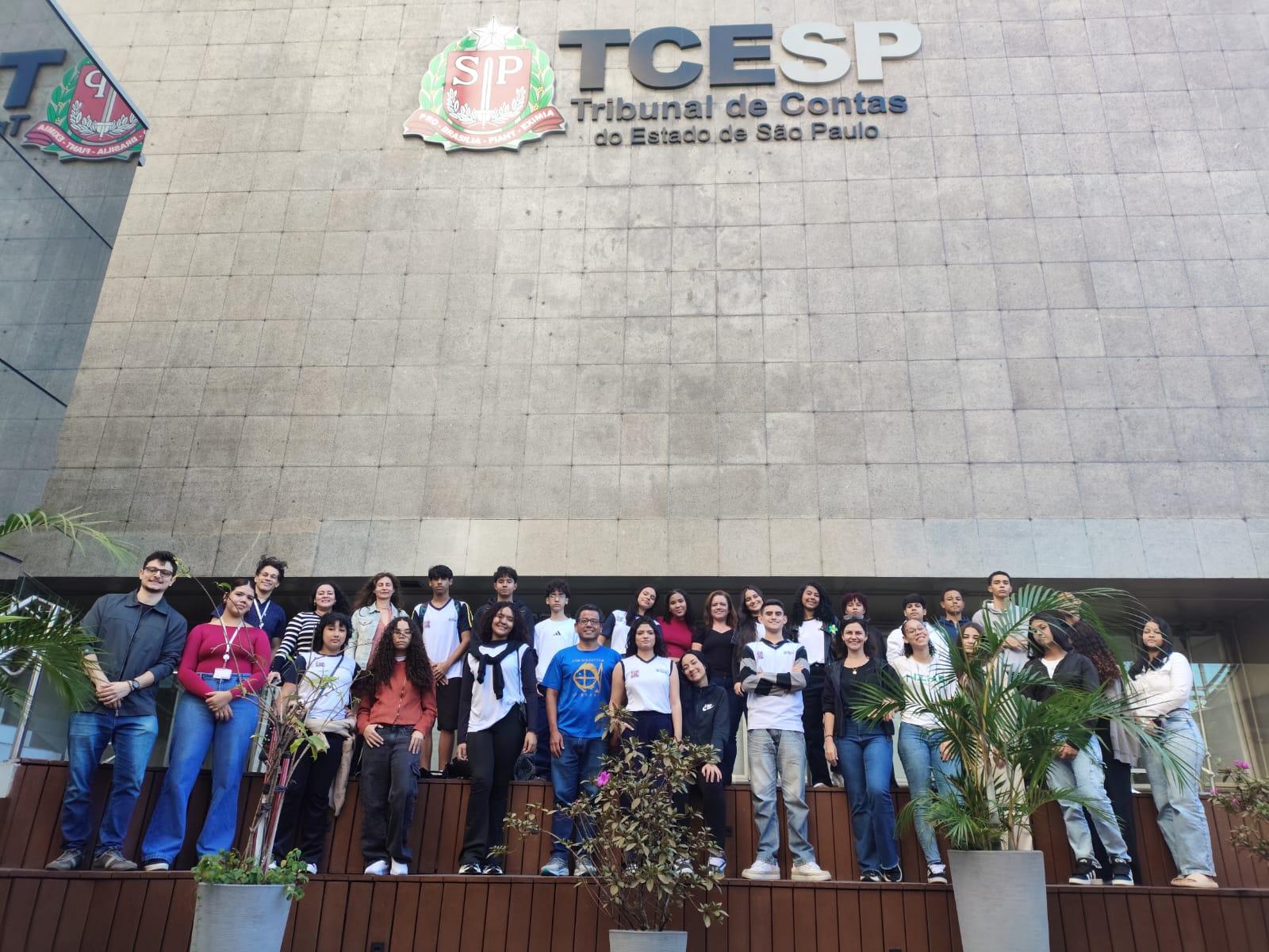 SÃO SEBASTIÃO: ALUNOS APRENDEM EDUCAÇÃO FINANCEIRA NA PRÁTICA