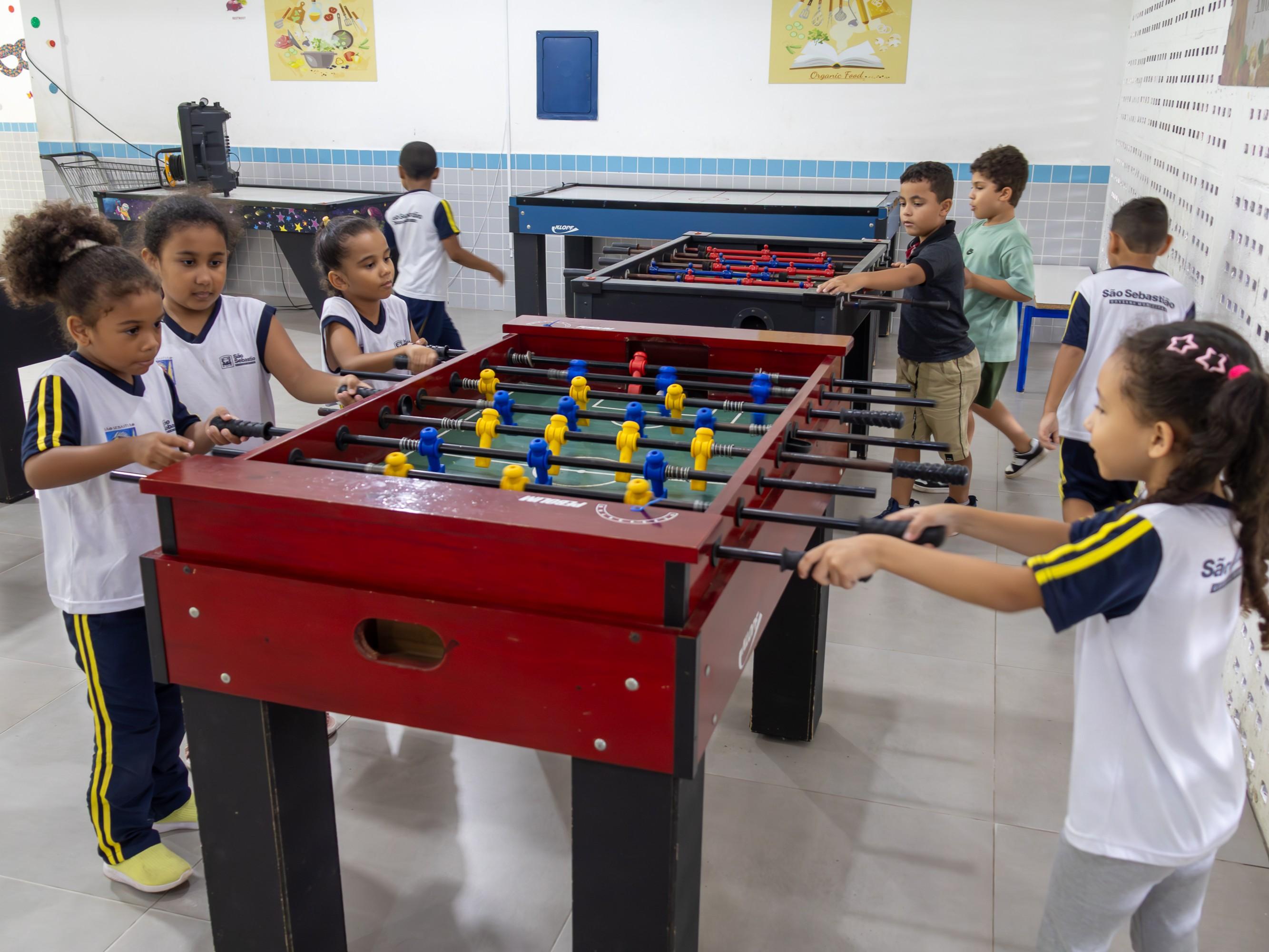 VOLTA ÀS AULAS EM SÃO SEBASTIÃO