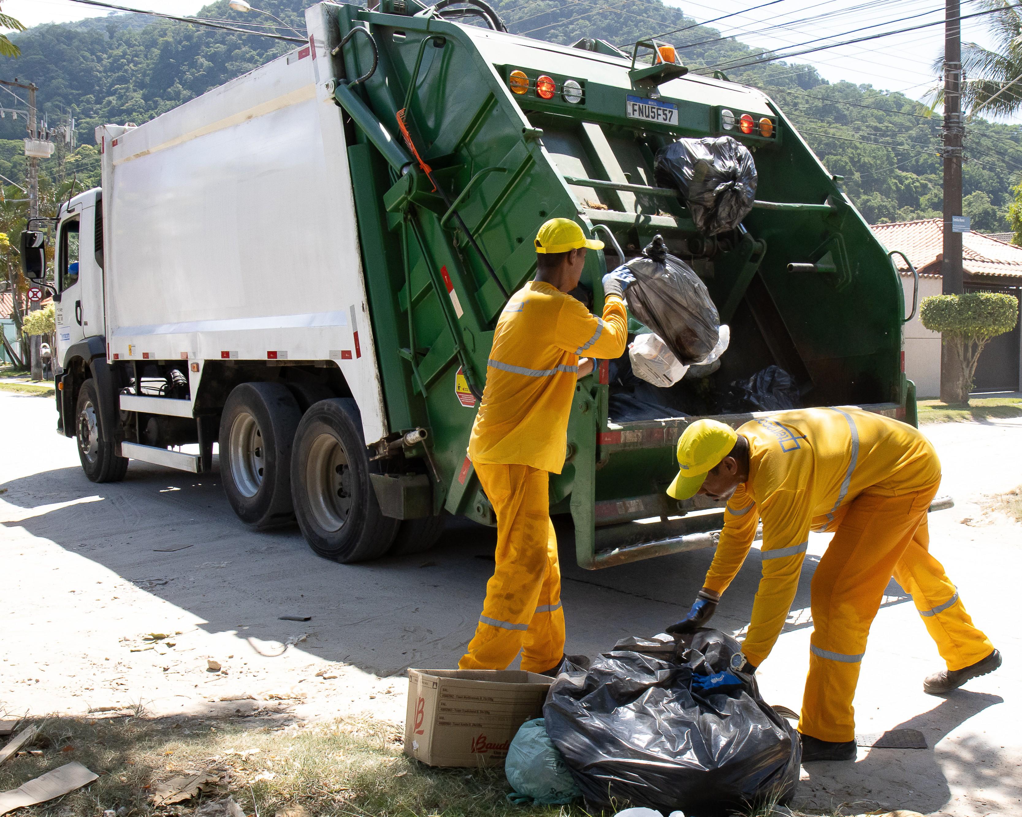 SÃO SEBASTIÃO: MODERNIZAÇÃO NA LIMPEZA