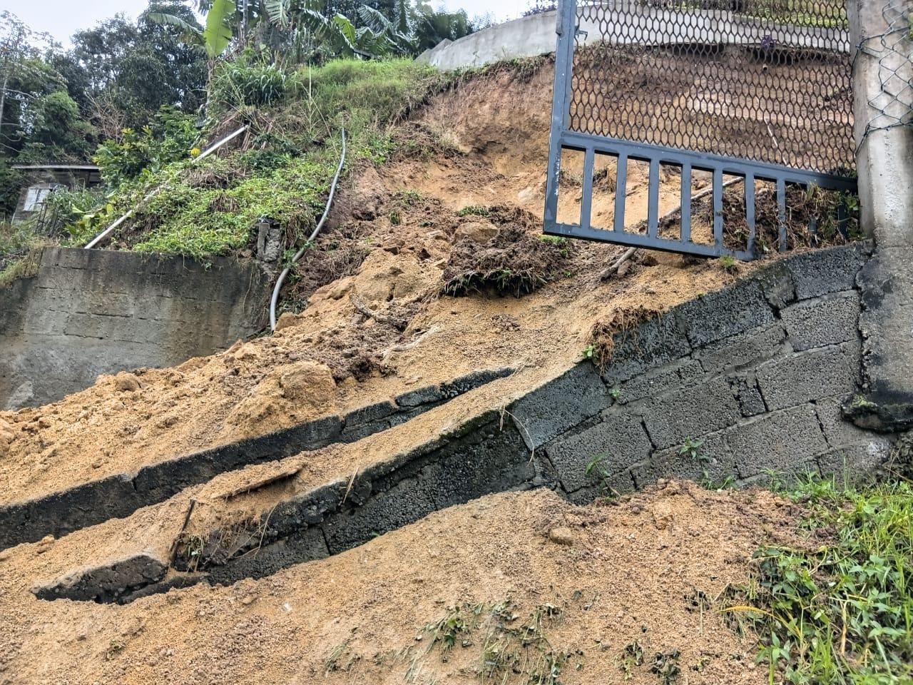 DEFESA CIVIL INTERDITA IMÓVEL NA SP-55