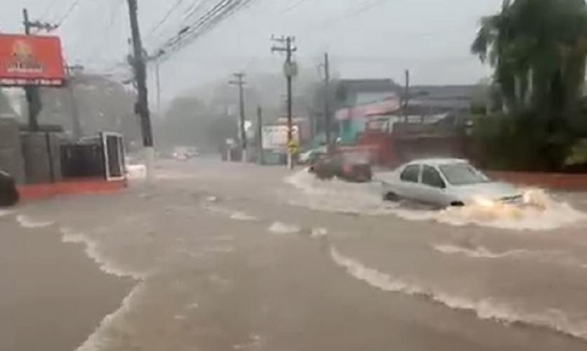 A forte chuva que atingiu o Litoral Norte...