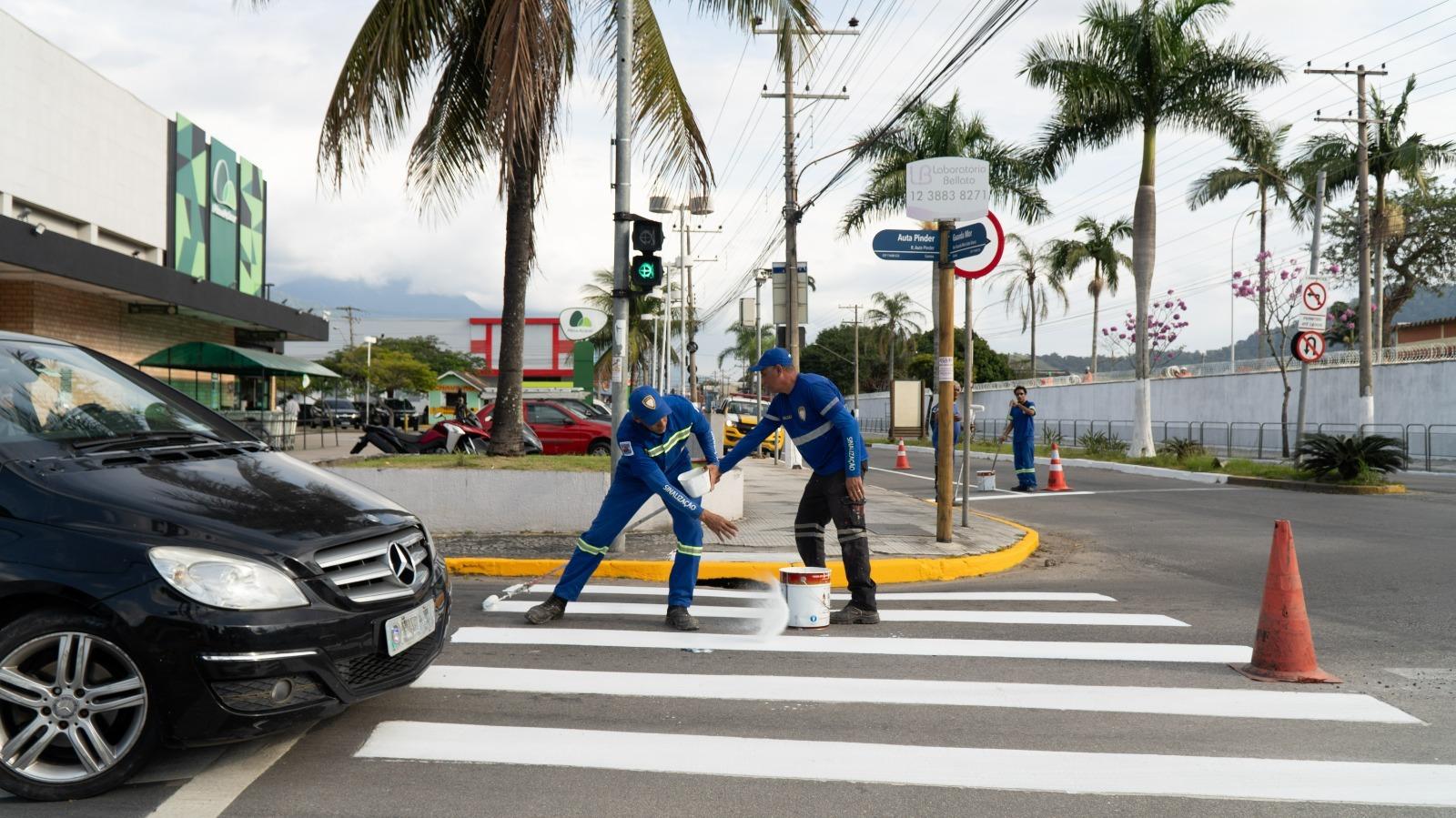 São Sebastião intensifica revitalização da sinalização